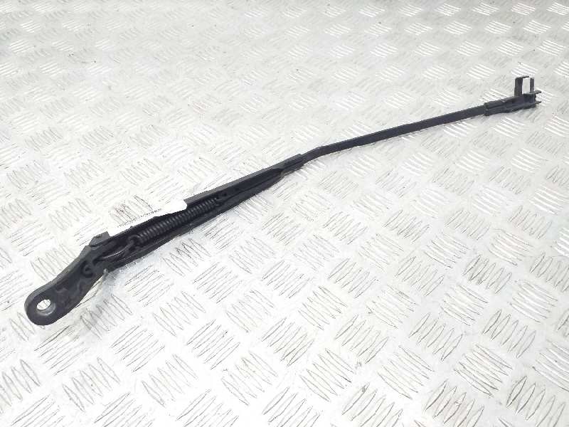 Recambio de brazo limpia delantero derecho para peugeot 407 st confort pack referencia OEM IAM   