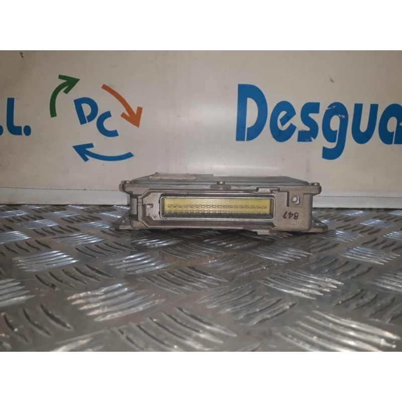 Recambio de centralita motor uce para citroën xsara berlina 1.9 td sx referencia OEM IAM 0261203797 9625255780 