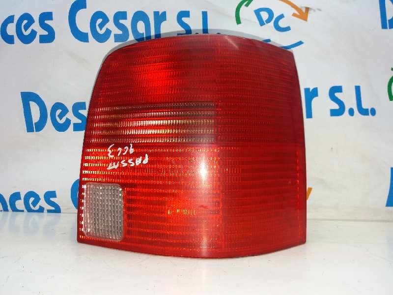 Recambio de piloto trasero derecho para volkswagen passat berlina (3b2) comfortline referencia OEM IAM    Recambio de piloto trasero derecho para volkswagen passat berlina (3b2) comfortline referencia OEM IAM