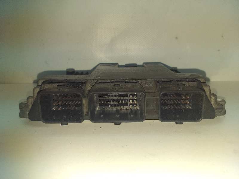 Recambio de centralita motor uce para renault scenic ii authentique referencia OEM IAM 0281011776 8200391966 