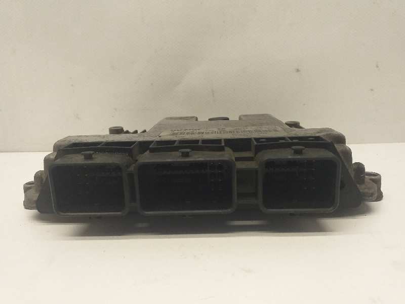 Recambio de centralita motor uce para renault scenic ii authentique referencia OEM IAM 0281011776 8200391966 