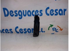 Recambio de mando elevalunas delantero derecho para renault clio ii fase i (b/cbo) 1.2 16 v rt (b/cb05/w) referencia OEM IAM    2