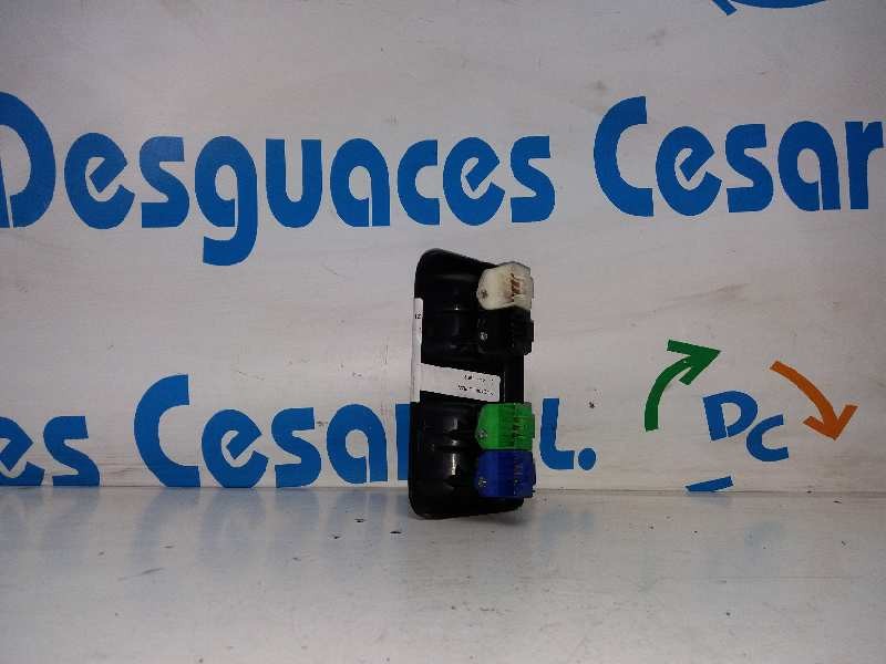 Recambio de mando elevalunas delantero izquierdo para mg serie 25 (rf) classic (5-ptas.) referencia OEM IAM   