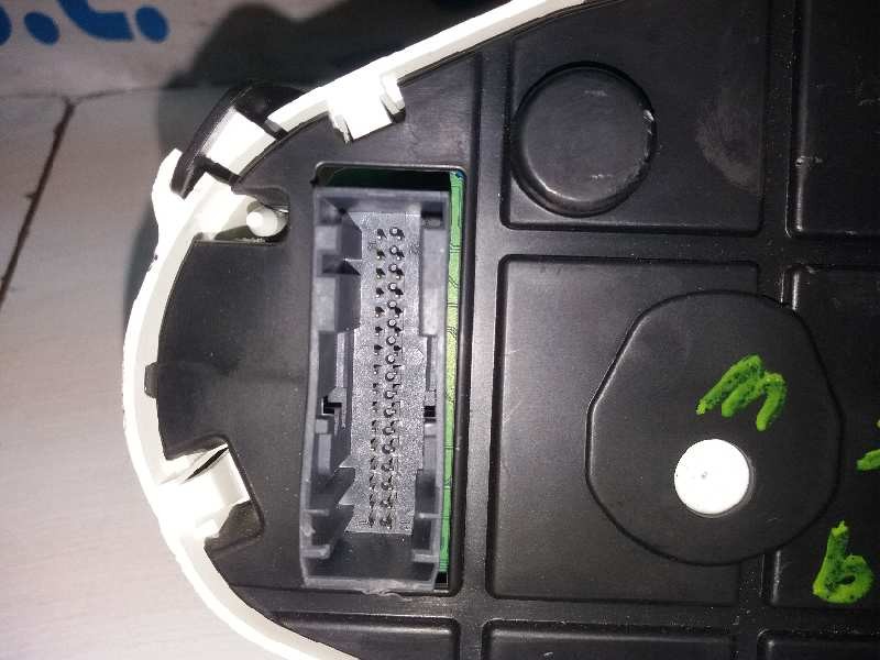 Recambio de cuadro instrumentos para ford fiesta (cb1) trend referencia OEM IAM CA6T10849AD VPCA6F10849AD OFERTA