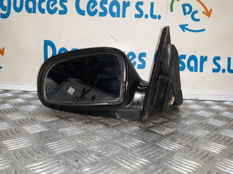 Recambio de retrovisor izquierdo para daewoo leganza 2.0 cdx referencia OEM IAM 96205707  