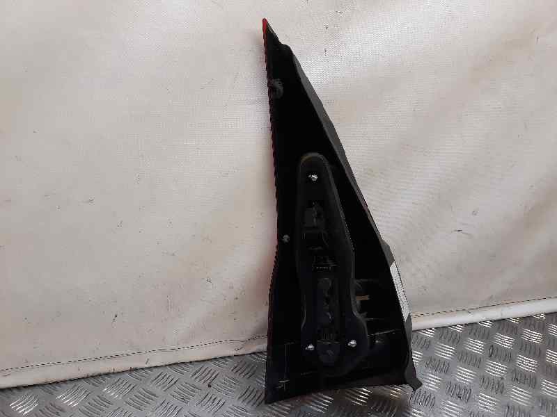 Recambio de piloto trasero derecho para renault megane ii familiar dynamique confort referencia OEM IAM   