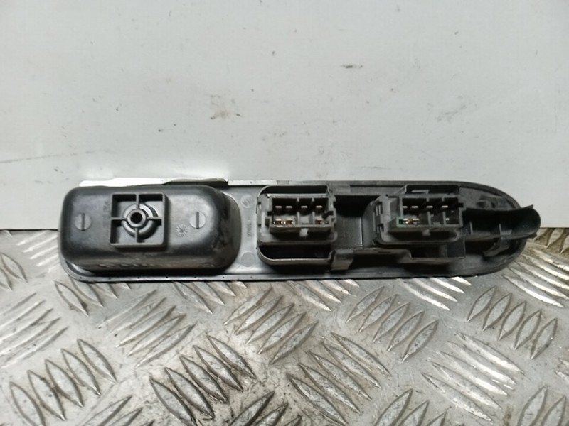 Recambio de mando elevalunas delantero izquierdo para peugeot 307 (s1) xr referencia OEM IAM   