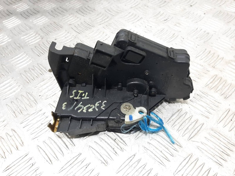 Recambio de cerradura puerta trasera izquierda para bmw serie 3 berlina (e46) 320d referencia OEM IAM 51227011245  