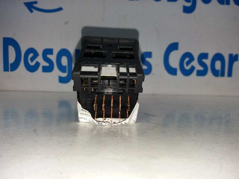 Recambio de mando luces para opel corsa b swing referencia OEM IAM 90213283  