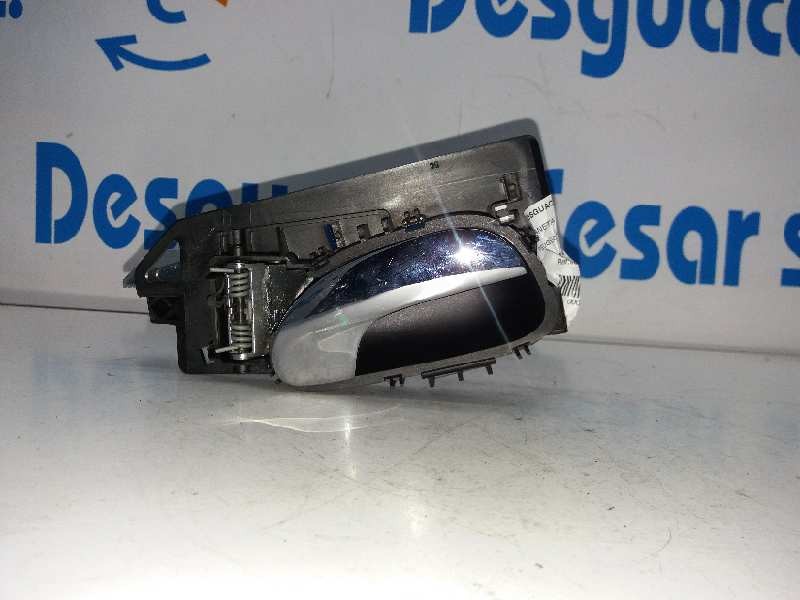 Recambio de maneta interior delantera derecha para peugeot 307 (s1) xr clim referencia OEM IAM 9643604477  OFERTA