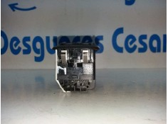 Recambio de mando elevalunas delantero izquierdo para peugeot 206 berlina x-line referencia OEM IAM    2