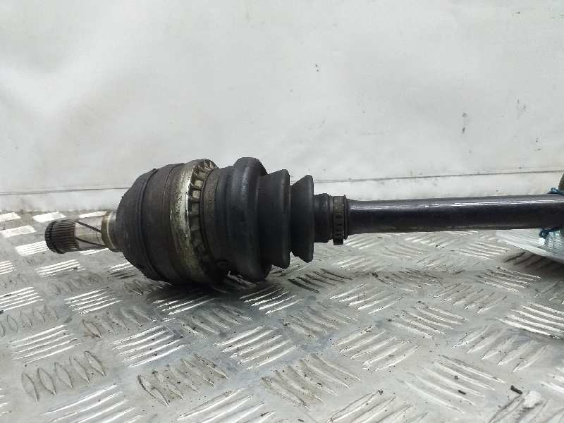 Recambio de transmision delantera derecha para opel zafira a blue line referencia OEM IAM 13243461  