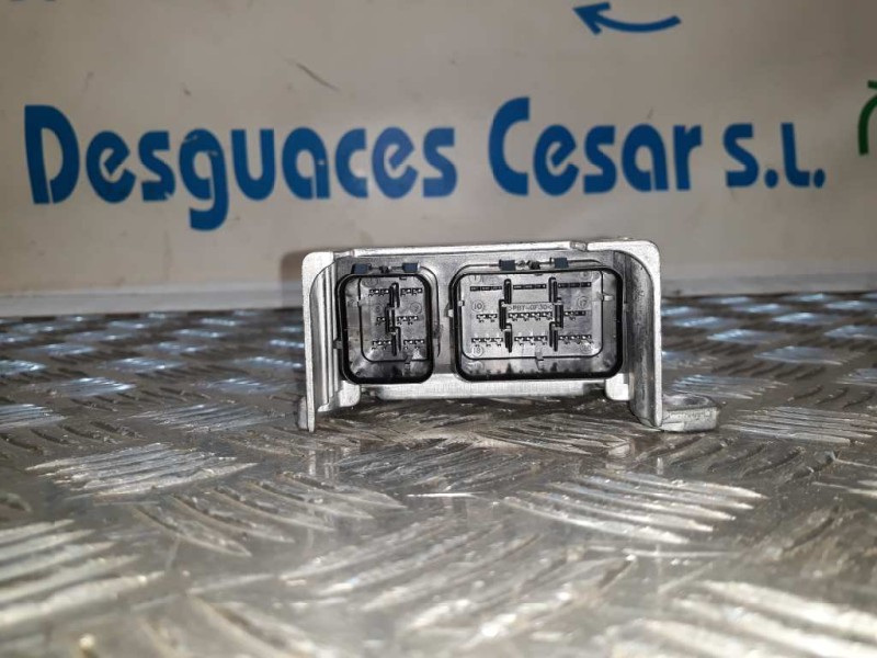 Recambio de centralita airbag para ford focus berlina (cak) ambiente referencia OEM IAM 0285001396  