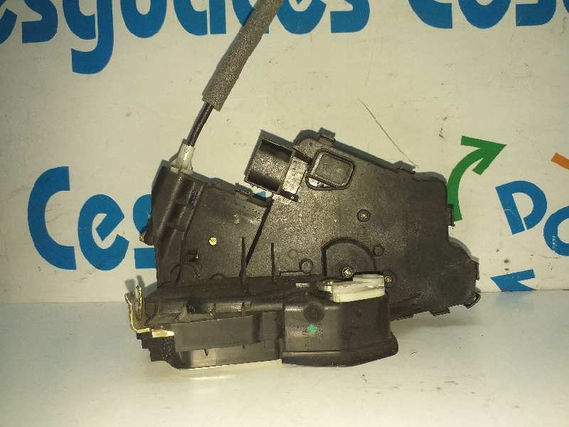 Recambio de cerradura puerta trasera izquierda para bmw serie 3 berlina (e46) 330d referencia OEM IAM 51227011245  