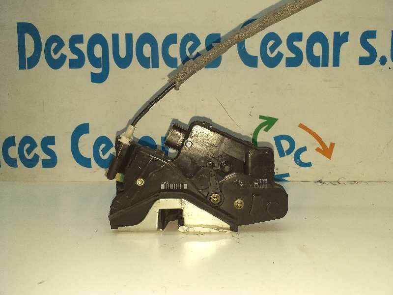 Recambio de cerradura puerta delantera derecha para bmw serie 3 berlina (e46) 330d referencia OEM IAM 51217011244  