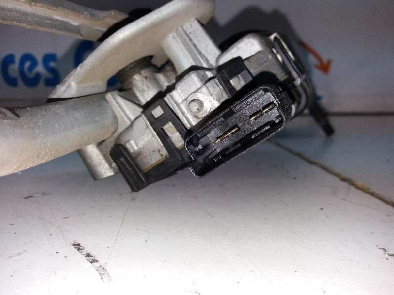 Recambio de motor limpia delantero para peugeot 207 sport referencia OEM IAM 0390241540 94338R01 OFERTA