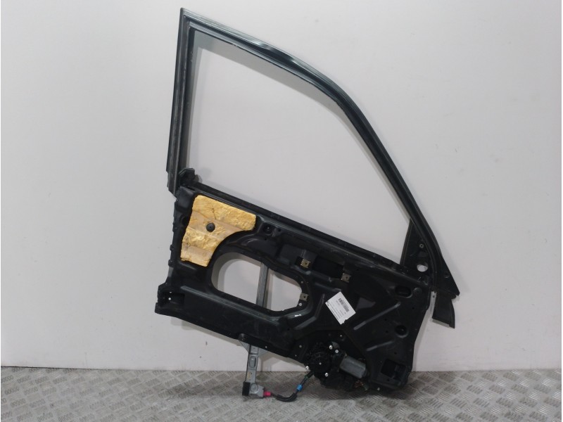 Recambio de elevalunas delantero izquierdo para audi a6 avant (c4) 2.6 referencia OEM IAM   