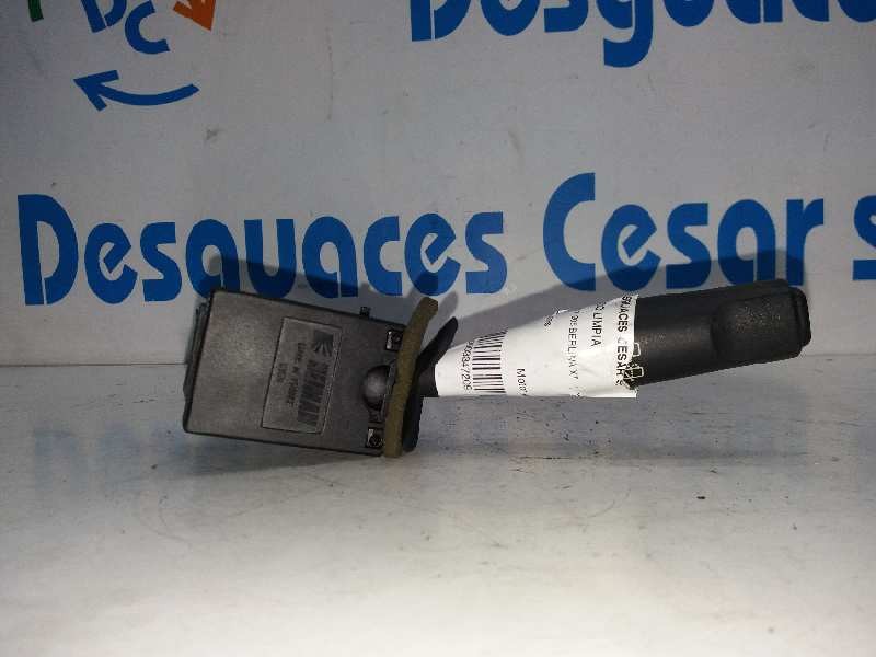 Recambio de mando limpia para peugeot 206 berlina xt referencia OEM IAM 96049597ZL  