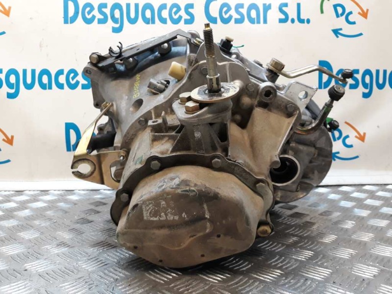 Recambio de caja cambios para peugeot 206 berlina xt referencia OEM IAM 20DL72  