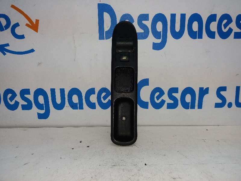 Recambio de mando elevalunas delantero derecho para peugeot 307 berlina (s2) xs + referencia OEM IAM 6554E7  