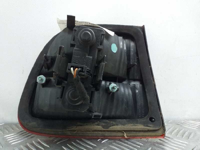 Recambio de piloto porton trasero derecho para seat leon (1m1) signo referencia OEM IAM   