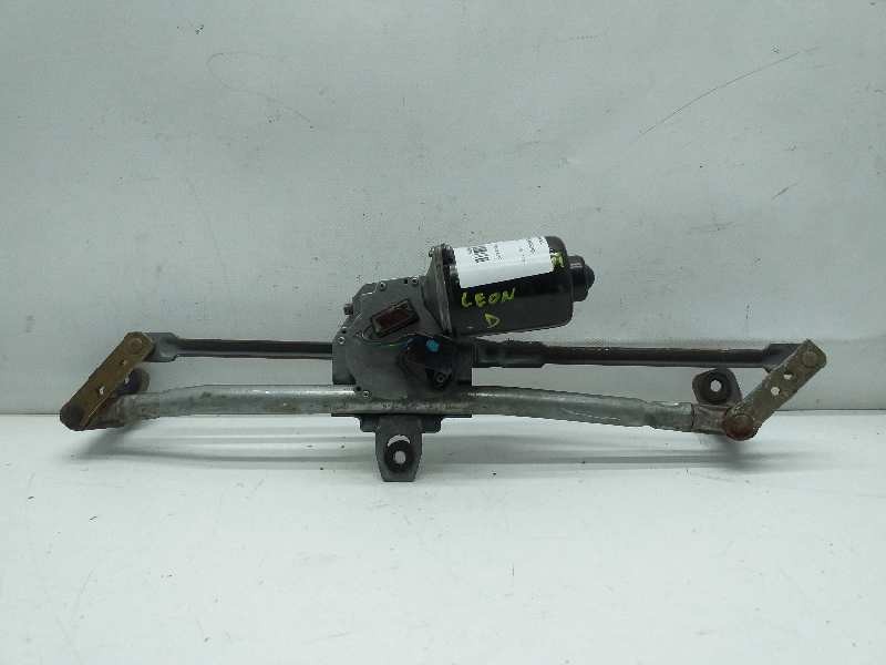 Recambio de motor limpia delantero para seat leon (1m1) signo referencia OEM IAM   