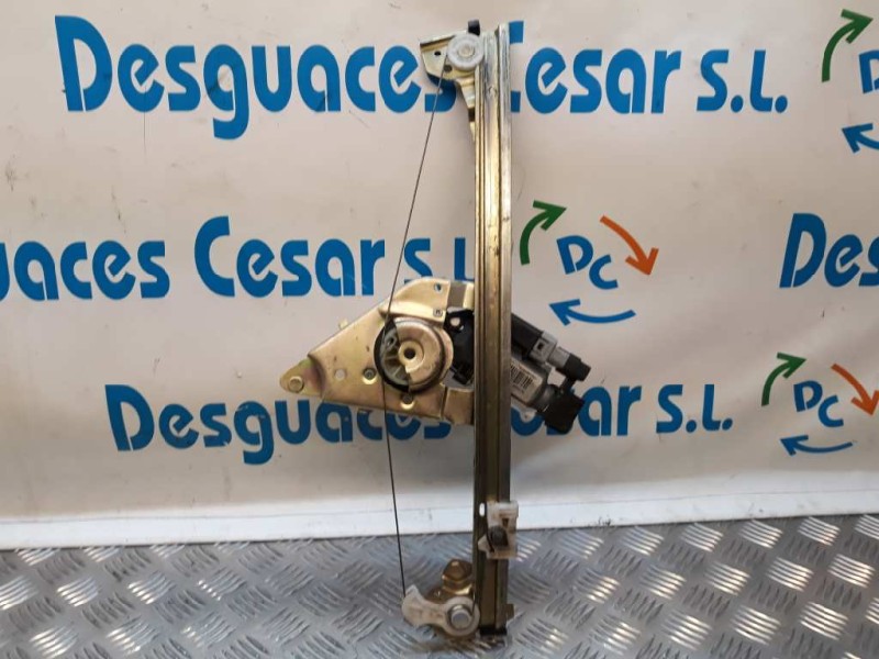 Recambio de elevalunas delantero derecho para citroën xsara berlina 2.0 hdi 66kw premier referencia OEM IAM 9222H2  