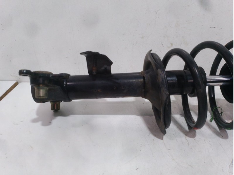 Recambio de amortiguador delantero izquierdo para nissan primera berlina (p12) acenta referencia OEM IAM 54303AV400  