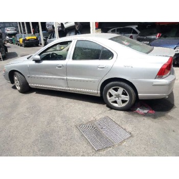 VOLVO S60 BERLINA