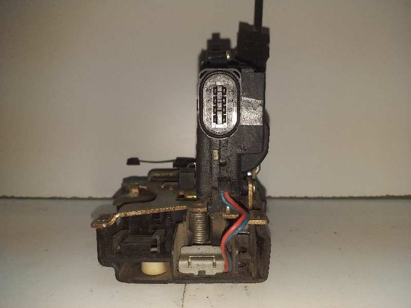 Recambio de cerradura puerta delantera derecha para volkswagen golf iv variant (1j5) highline referencia OEM IAM   