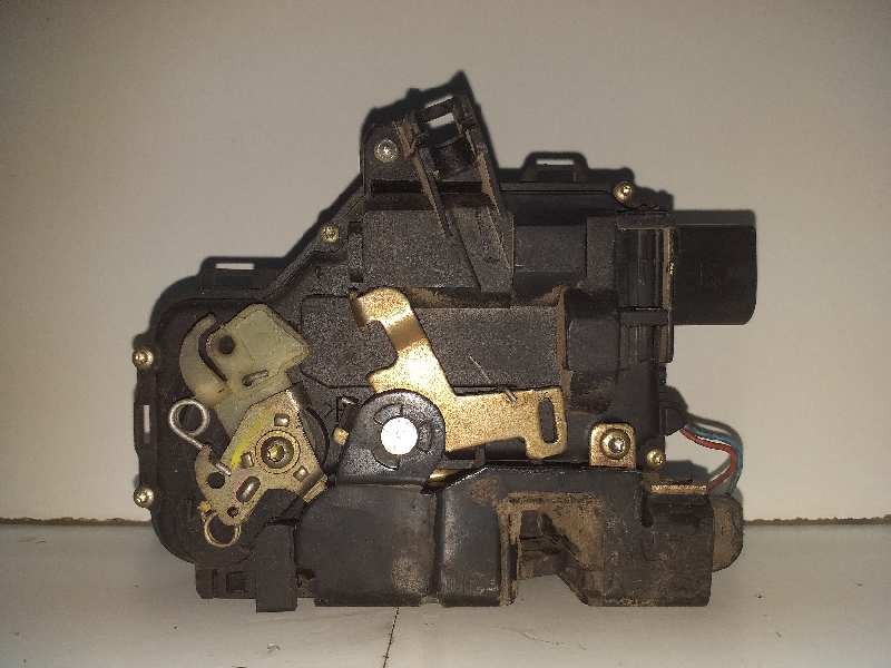 Recambio de cerradura puerta delantera izquierda para volkswagen golf iv variant (1j5) highline referencia OEM IAM   