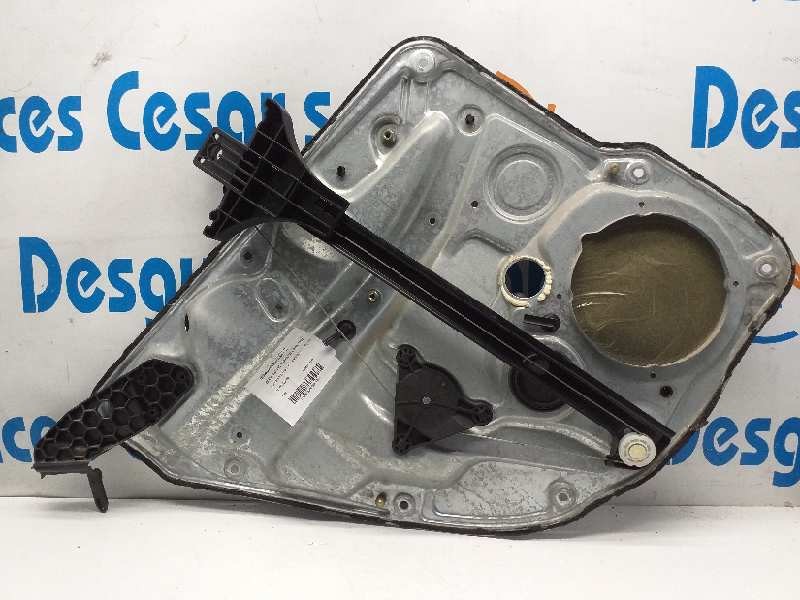 Recambio de elevalunas trasero derecho para volkswagen golf iv variant (1j5) highline referencia OEM IAM 1J4839730G ELECTRICO 