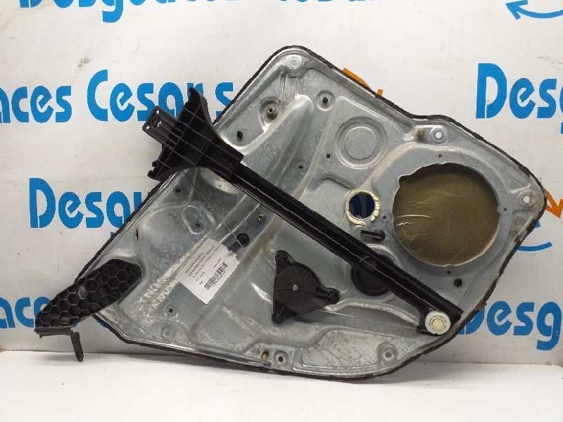 Recambio de elevalunas trasero derecho para volkswagen golf iv variant (1j5) highline referencia OEM IAM 1J4839730G ELECTRICO 