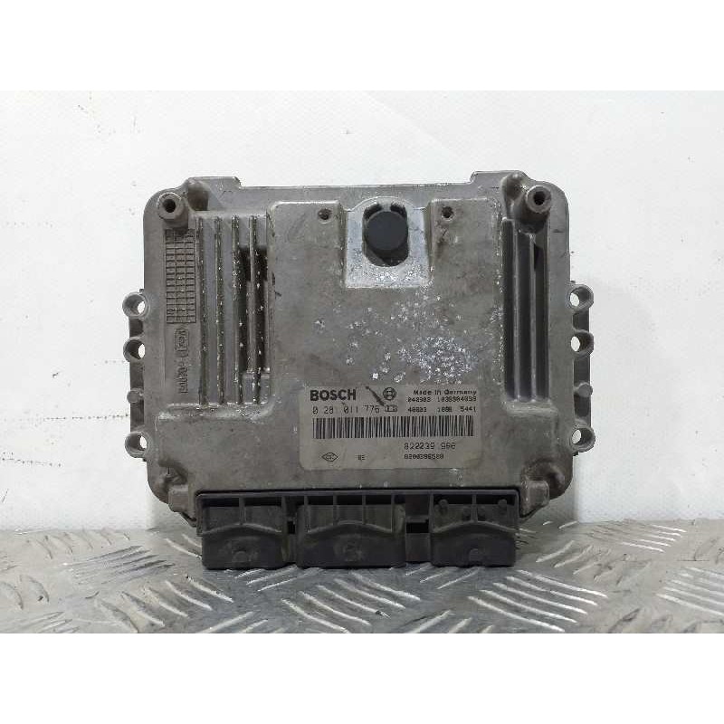 Recambio de centralita motor uce para renault scenic ii authentique referencia OEM IAM 0281011776 8200391966 