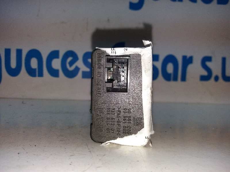 Recambio de mando elevalunas delantero izquierdo para opel astra g berlina comfort referencia OEM IAM   