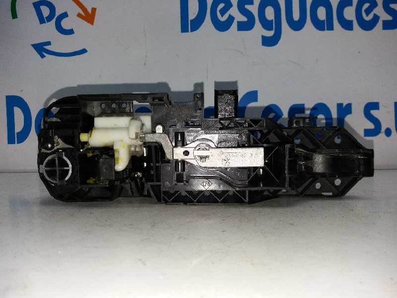 Recambio de maneta exterior trasera derecha para renault scenic iii grand bose edition referencia OEM IAM  PLATA 
