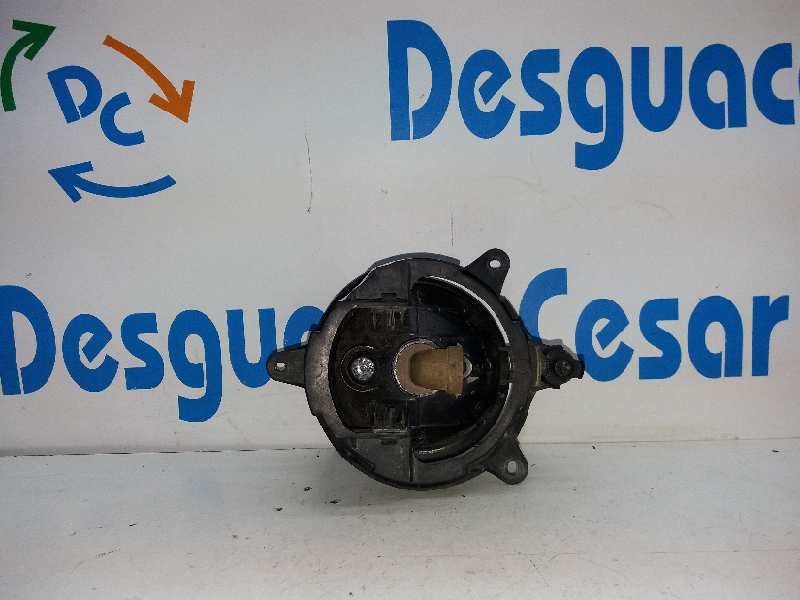 Recambio de faro antiniebla izquierdo para kia sorento 2.5 crdi ex referencia OEM IAM 922013E011  