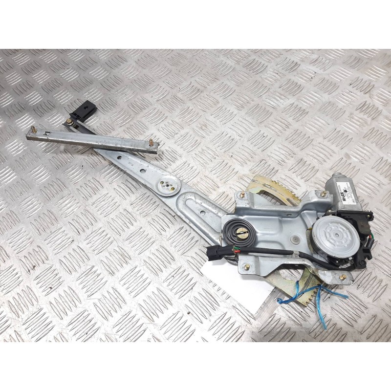 Recambio de elevalunas trasero izquierdo para kia sorento 2.5 crdi ex referencia OEM IAM 834033E000  