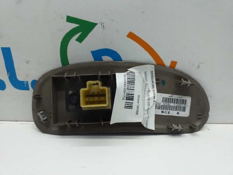 Recambio de mando elevalunas delantero derecho para chrysler voyager (rg) 2.5 crd lx referencia OEM IAM   OFERTA