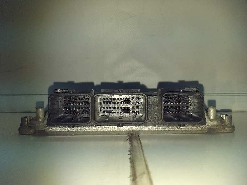 Recambio de centralita motor uce para peugeot 206 berlina xs referencia OEM IAM 0281010594 9642013980 