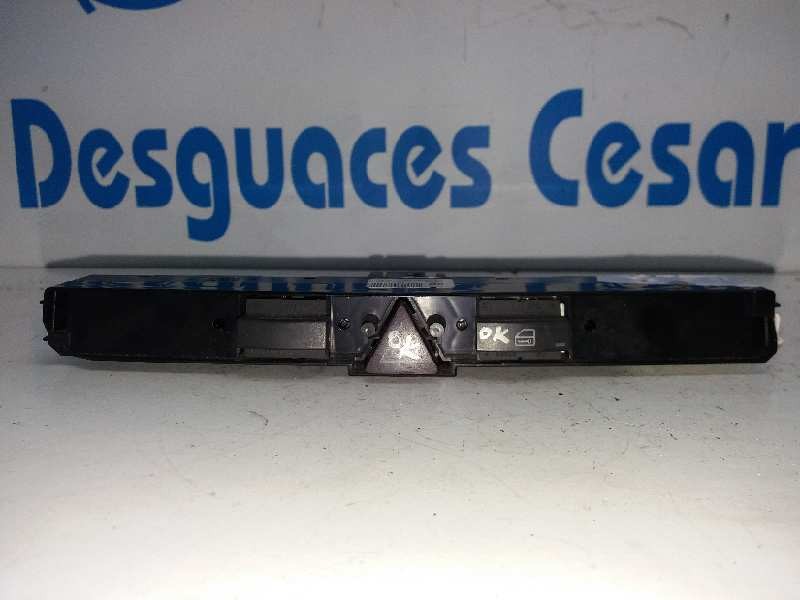 Recambio de warning para opel astra h berlina cosmo referencia OEM IAM 13100105 03758075 