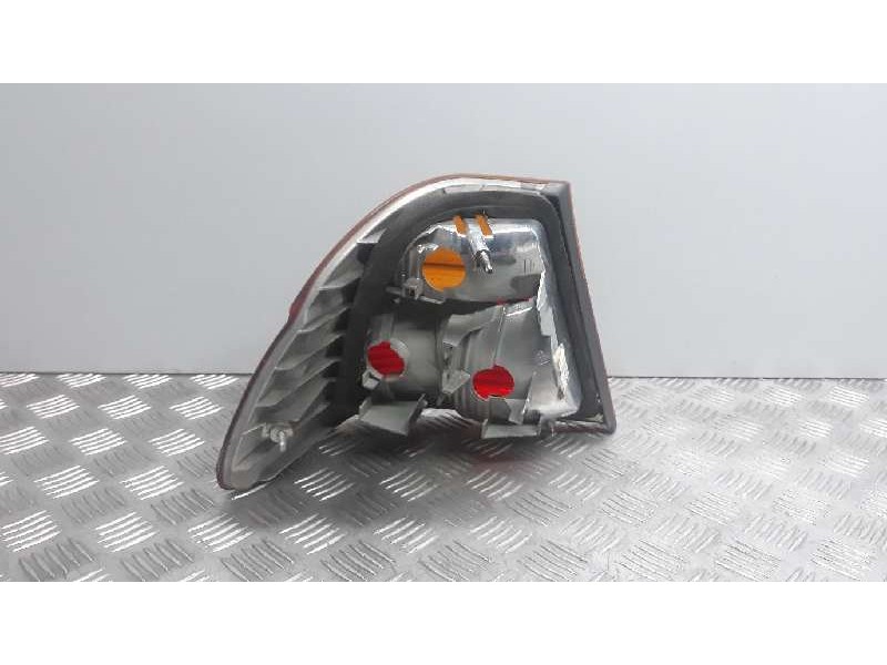 Recambio de piloto trasero derecho para bmw serie 3 berlina (e46) 323i referencia OEM IAM 63216946534   Recambio de piloto trasero derecho para bmw serie 3 berlina (e46) 323i referencia OEM IAM 63216946534