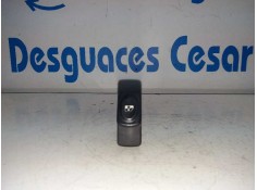 Recambio de mando elevalunas delantero derecho para renault megane i fase 2 berlina (ba0) 1.9 dci authentique referencia OEM IAM