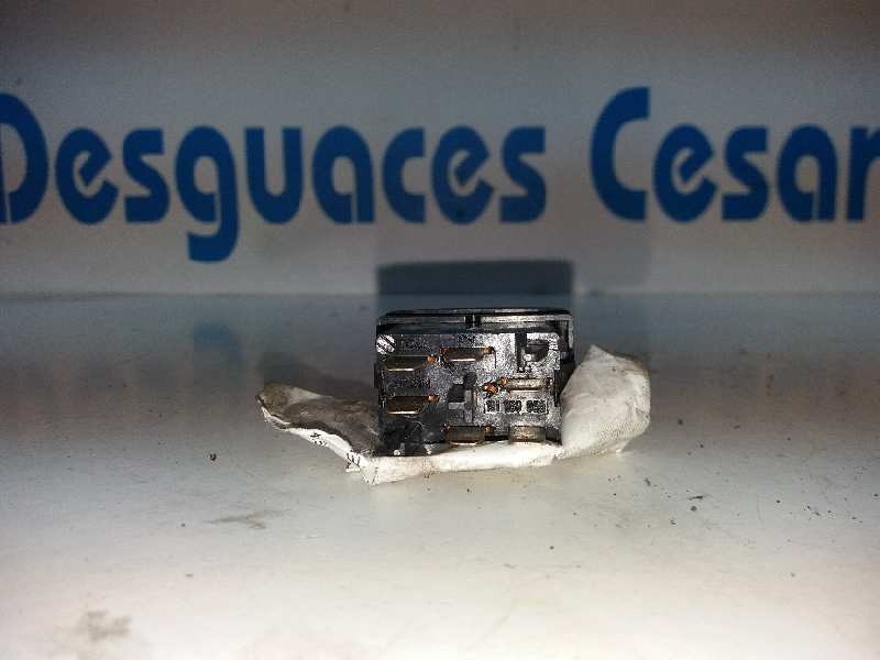 Recambio de mando elevalunas delantero derecho para volkswagen polo berlina (6n1) air referencia OEM IAM   