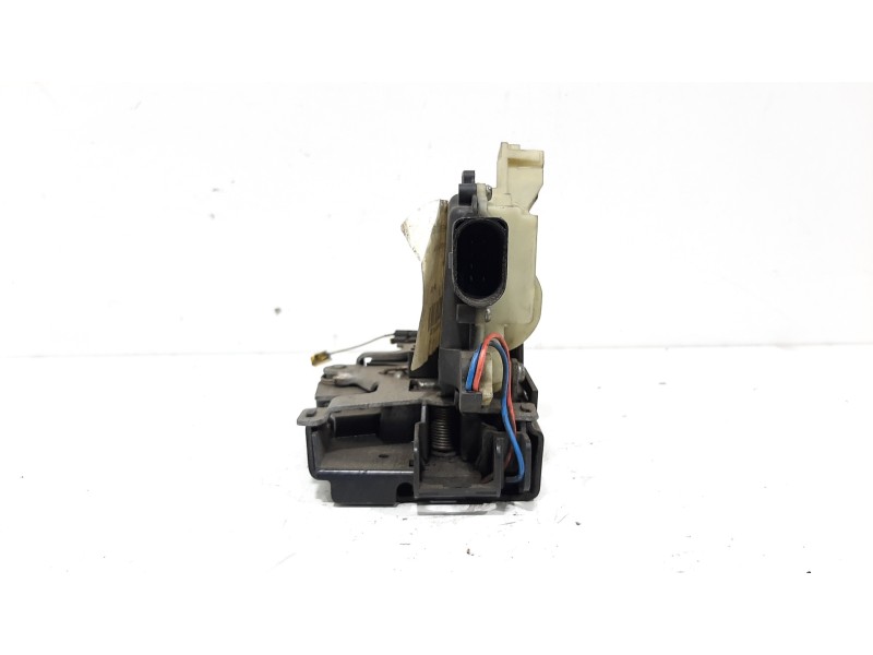 Recambio de cerradura puerta delantera derecha para skoda octavia berlina (1u2) tour referencia OEM IAM   