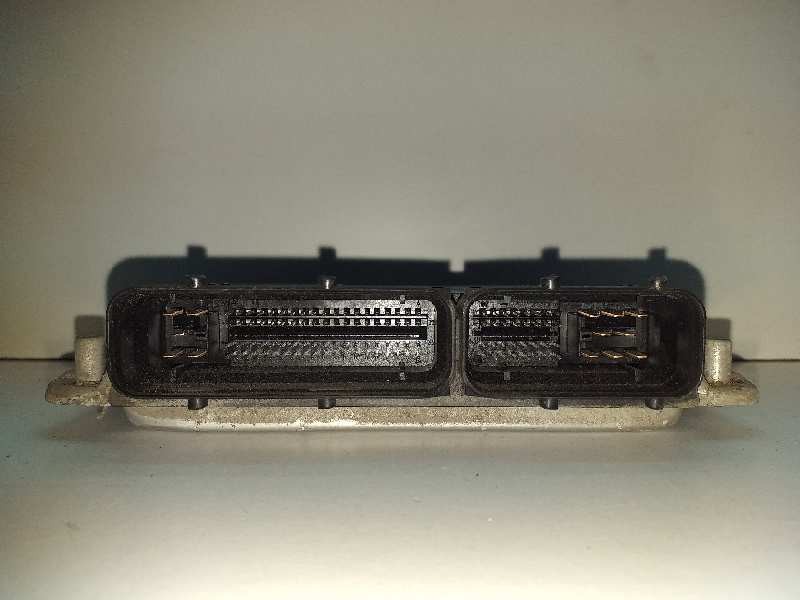 Recambio de centralita motor uce para seat leon (1m1) signo referencia OEM IAM 0281010229 038906012BT 