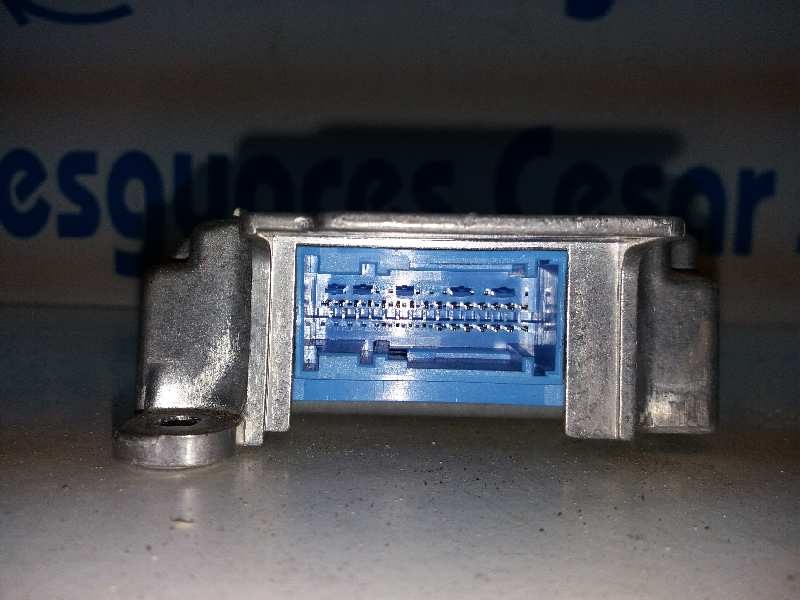 Recambio de centralita airbag para opel zafira a elegance referencia OEM IAM 1923594 90520841AF 