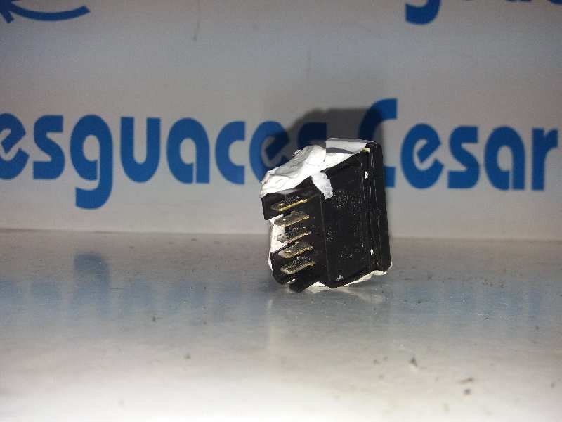 Recambio de mando elevalunas delantero derecho para peugeot 106 (s2) max d referencia OEM IAM 6552R4  