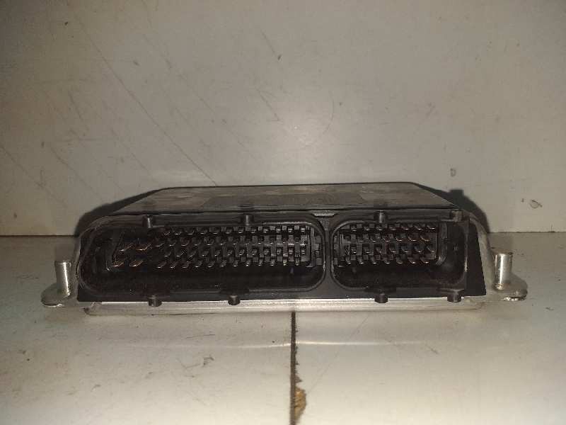 Recambio de centralita motor uce para audi a4 berlina (b5) 2.8 referencia OEM IAM 0261204690 4D0907551R 