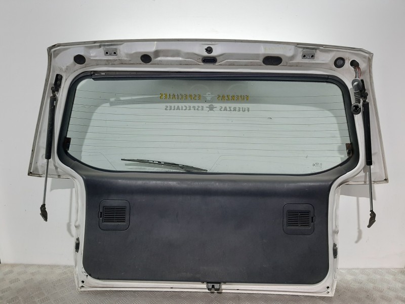 Recambio de porton trasero para hyundai galloper santamo gl referencia OEM IAM  BLANCO 